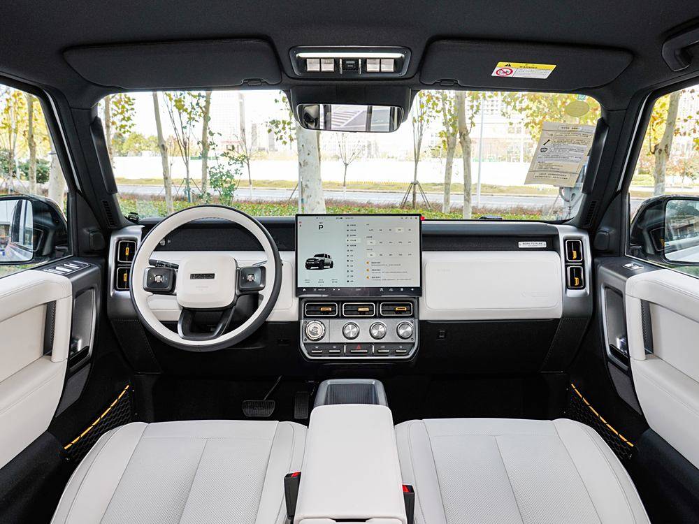 又一款復(fù)古純電SUV上市,9.98萬(wàn)起,最高續(xù)航501km