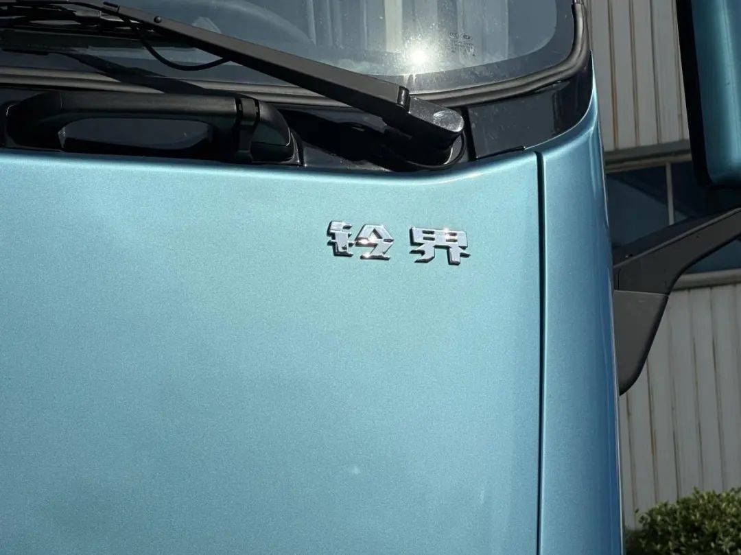 慶鈴+華為破局重卡超充!電動重卡即將突破干線物流