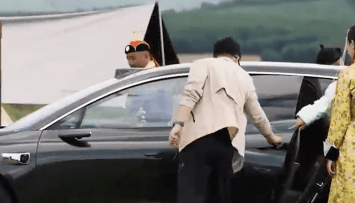 享界S9T 9月上市 紅色實車曝光 首發仙蹤綠 搭載ADS4