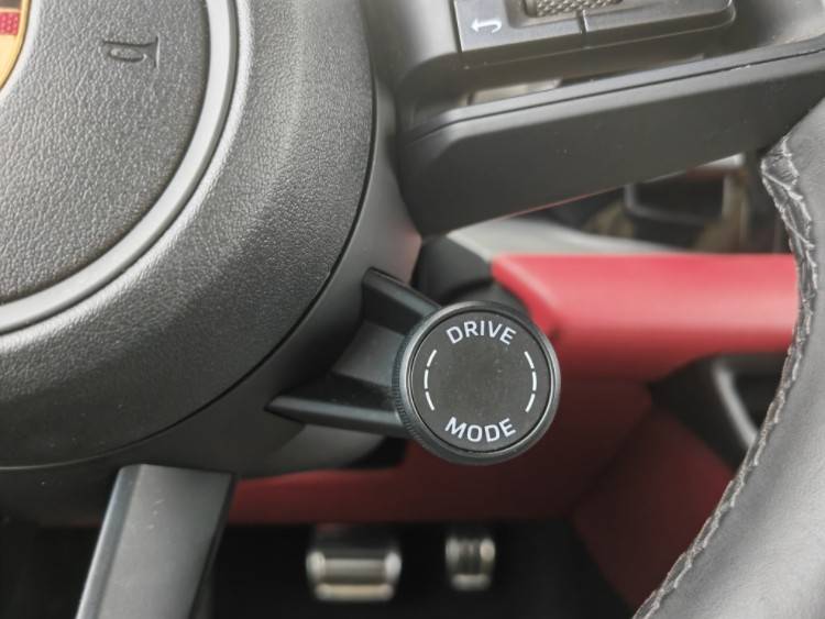 邁入電動時代 體驗全新純電Macan4