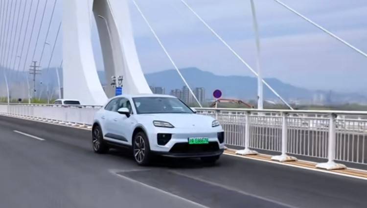 邁入電動時代 體驗全新純電Macan4