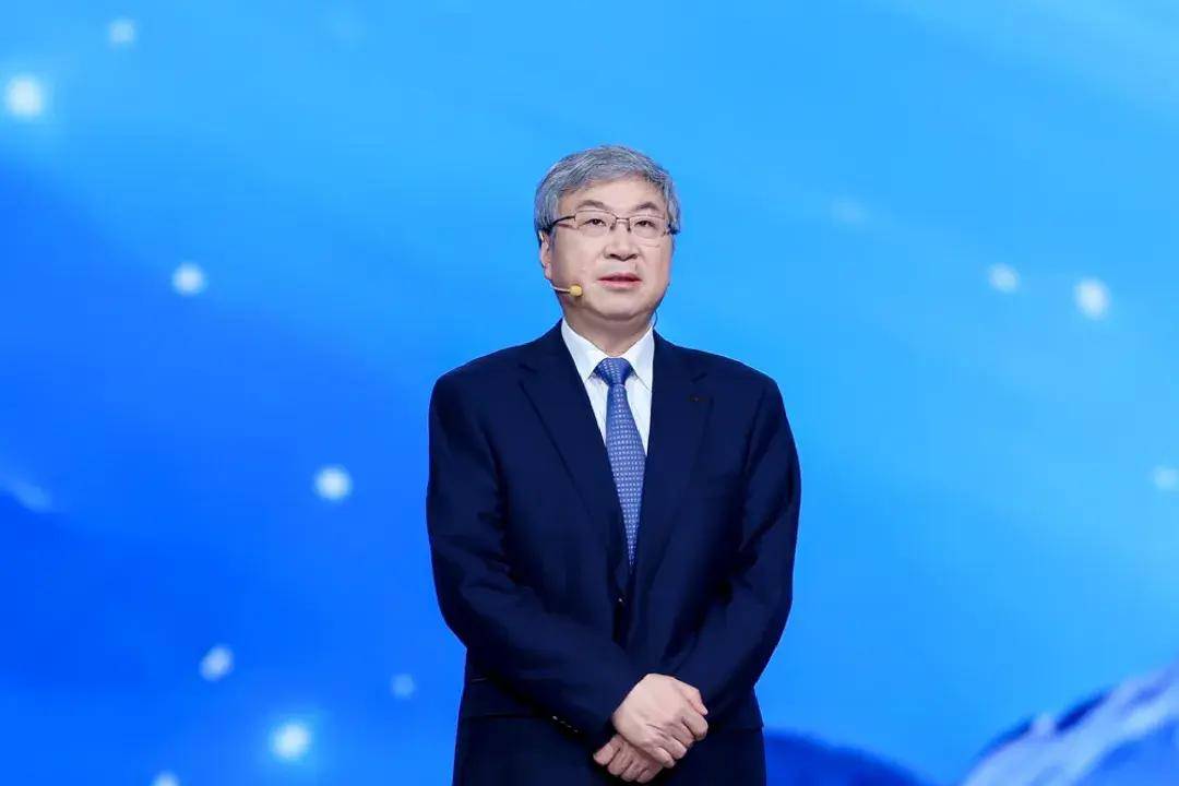 2025年上半年車圈大佬十大金句,誰被打臉,誰又贏麻了?