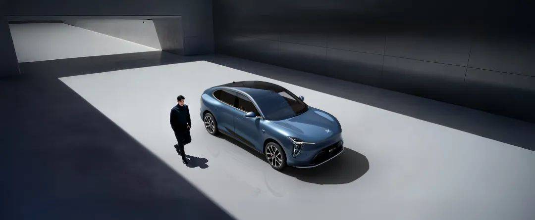 純電續(xù)航450km+800V快充!智己恒星增程終結(jié)續(xù)航焦慮