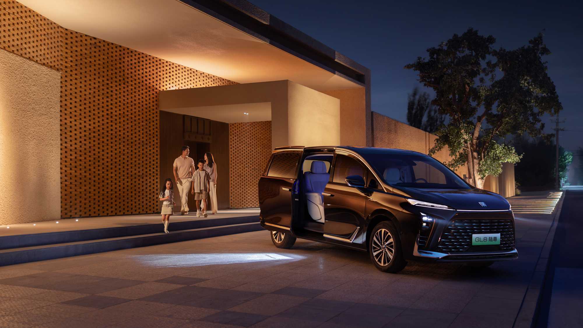 真龍出淵:全新別克GL8陸尊的1450km續(xù)航如何讓MPV市場(chǎng)卷出行業(yè)新高度?