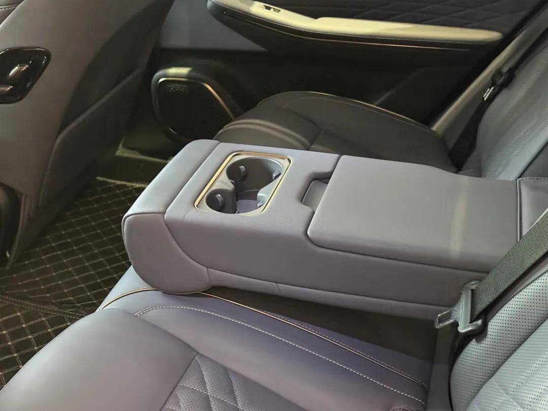 探店實拍寶駿享境:重構C級家轎價值坐標