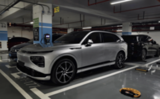 小鵬中大型增程SUV,純電續航430km,打理想?