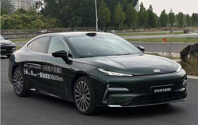 吉利銀河的“逆襲之路”:模仿比亞迪,成為比亞迪?