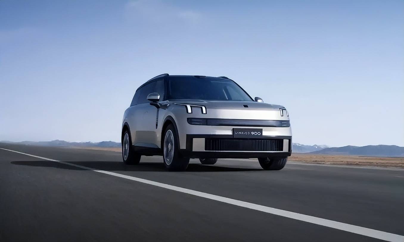 深藍(lán)S09對比領(lǐng)克900,誰才是最符合“精智消費(fèi)”的大六座SUV?