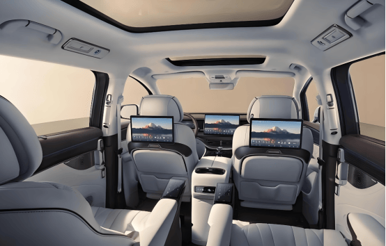 豪華品牌破局新動向,騰勢N9逼近諾曼底時刻?