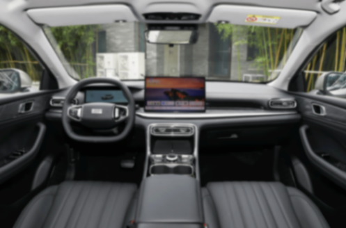 奔馳AMG同款前臉 實測饋電油耗2.6升 吉利這款新車才6.88萬起售