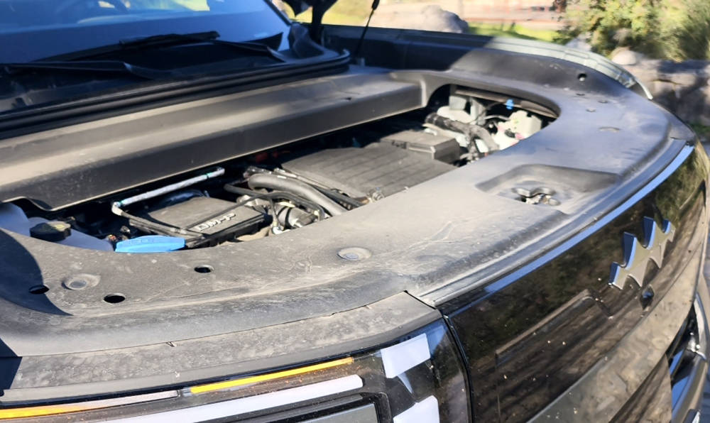 既有越野車的硬派,也有家用車的細膩,試駕方程豹鈦7