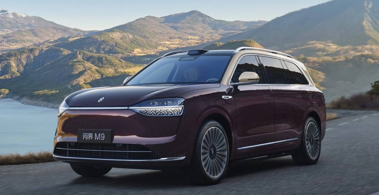 11月重磅車:BBA發(fā)力了,準備彎道超車新勢力?