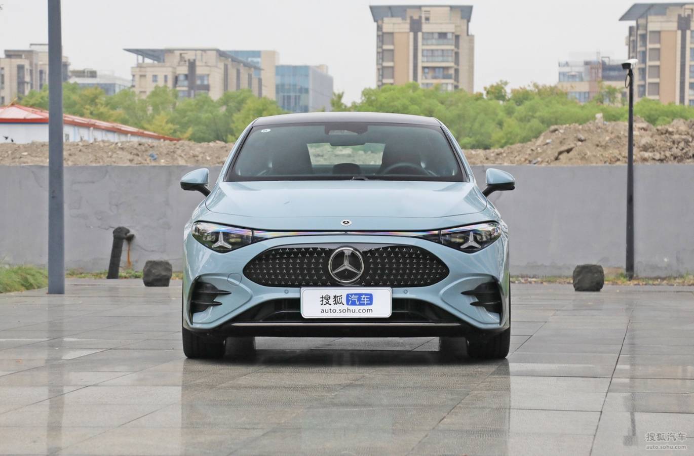 售價(jià)24.9-28.56萬元 全新梅賽德斯-奔馳純電CLA正式上市