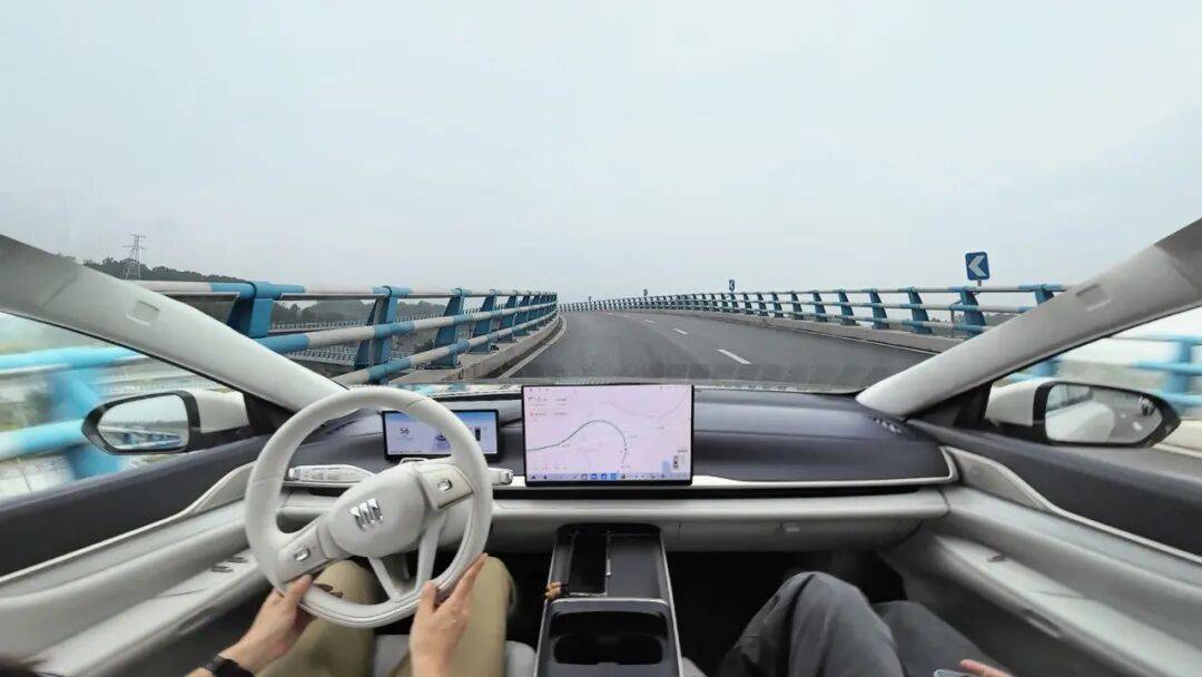 開過才有發言權!別克至境L7智駕水平直逼華為