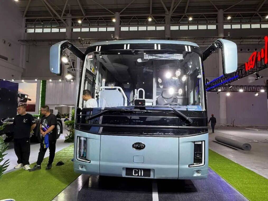 2025武漢車展超50輛展車搶先看!新老勢力同臺誰更強?