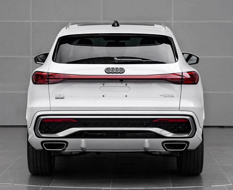 全新2.0T引擎+華為智駕,全新一代奧迪Q5L下月上市