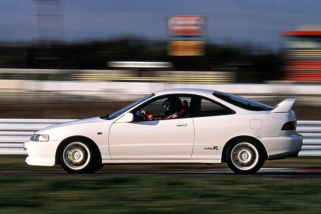 重溫一下DC2,這次的身份是本田MH改裝比賽的獎(jiǎng)品