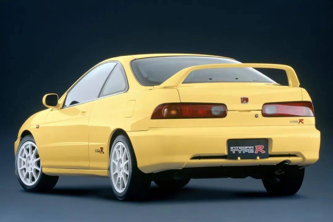 重溫一下DC2,這次的身份是本田MH改裝比賽的獎(jiǎng)品