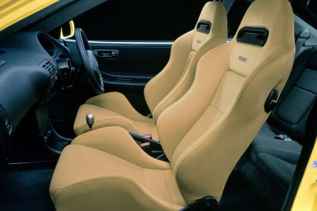 重溫一下DC2,這次的身份是本田MH改裝比賽的獎(jiǎng)品