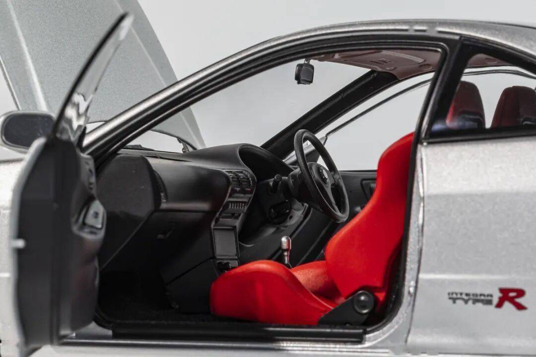 重溫一下DC2,這次的身份是本田MH改裝比賽的獎(jiǎng)品