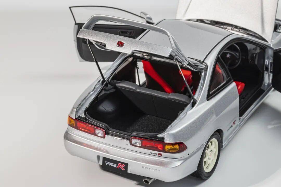 重溫一下DC2,這次的身份是本田MH改裝比賽的獎(jiǎng)品