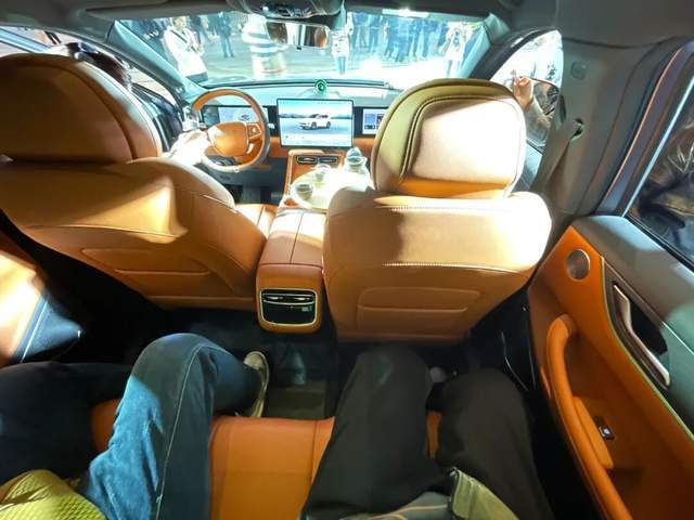 置換價13.49萬元起,星途ET5:飛魚底盤+獵鷹700,沖不沖?