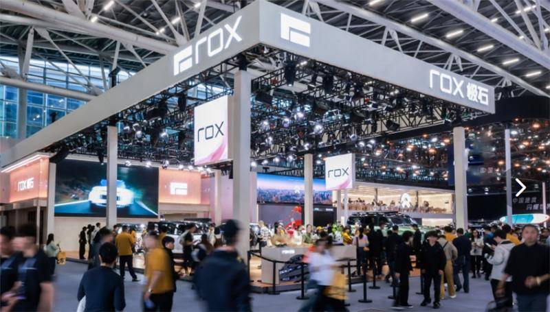 月銷千臺還挺驕傲,極石汽車比大路虎更豪橫