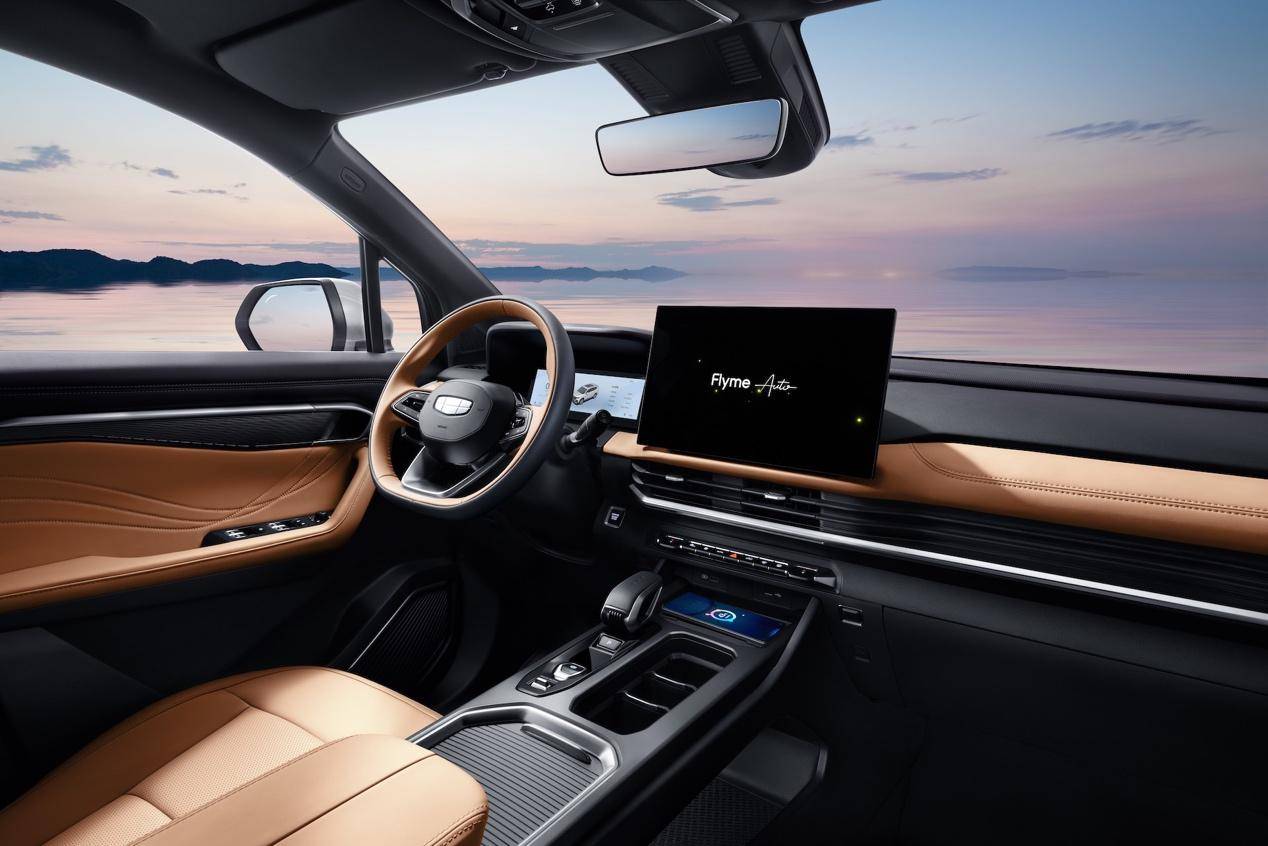 吉利第三代豪越L上市,大空間家庭SUV,官方指導價9.99萬元至12.99萬元