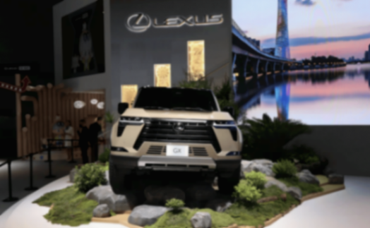 新雷克薩斯GX上市,售77.8萬(wàn)起,2.4T油混的凌志